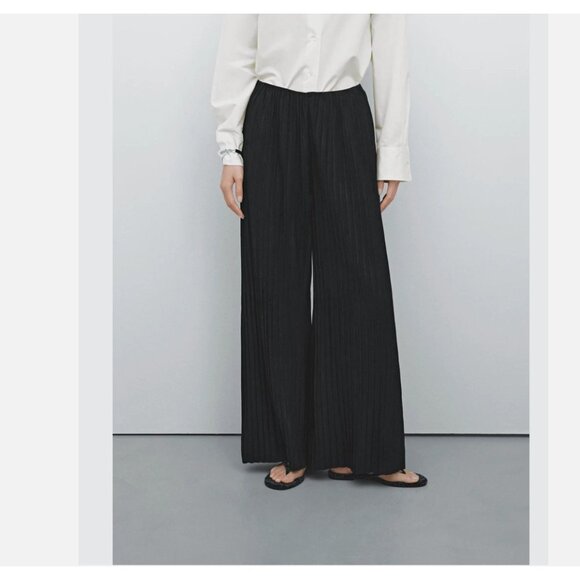 Massimo Dutti Women Suede sheepskin Pants XS Trousers Pleated Black 5326/555 NWT - Picture 1 of 12